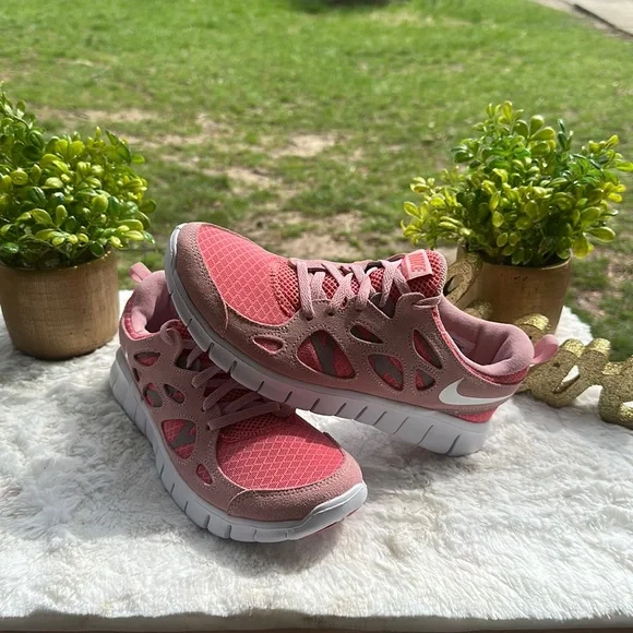 Nike Free Run Pink - Picture 1 of 7